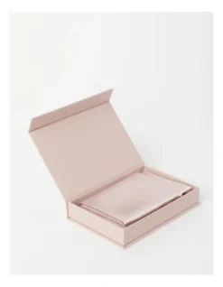 Heritage Luxe Silk Pillowcase In Blush