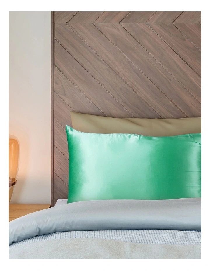 Royal Comfort Mulberry Silk Pillowcase Twin Pack Mint 5 Royal Comfort Mulberry Silk Pillowcase Twin Pack Mint - Image 3