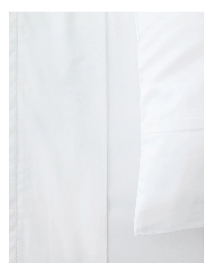 Organic Cotton Sateen 400TC Fitted Sheet In White 4 Organic Cotton Sateen 400TC Fitted Sheet In White - Image 2