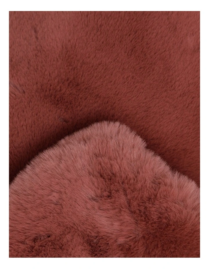 Heritage Amelie Faux Fur Throw Withered Rose 4 Heritage Amelie Faux Fur Throw Withered Rose - Image 2