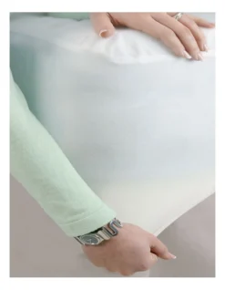 Quilted Waterproof Mattress Protector -Bedding Shop 870013720 4 1 720x928