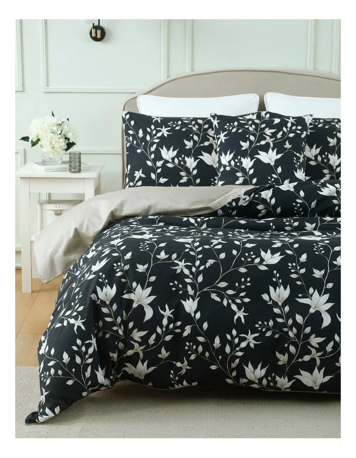 Trailing Magnolia Quilt Cover Set 4 Trailing Magnolia Quilt Cover Set - Image 2