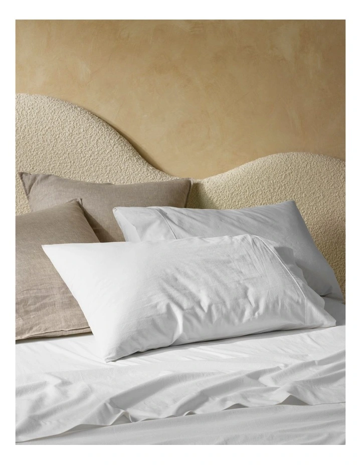 250TC Stonewashed Cotton Sheet Set In White 3 250TC Stonewashed Cotton Sheet Set In White