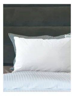 King Sized Signature Hotel Hypoallergenic Pillow 233TC 9 King Sized Signature Hotel Hypoallergenic Pillow 233TC -Bedding Shop 950986090 3 720x928