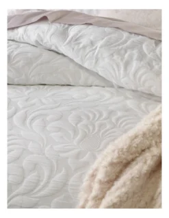 Sophia Matelasse Quilt Cover Set In White -Bedding Shop 957796930 3 720x928