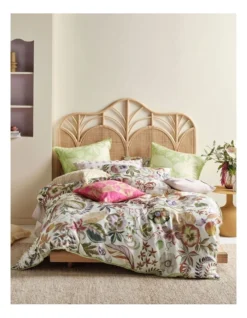 Linen House Mylee Cushion In Pink -Bedding Shop 962811820 3 720x928