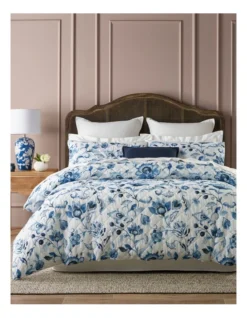 Heritage Clover Quilted Quilt Cover Set In Blue