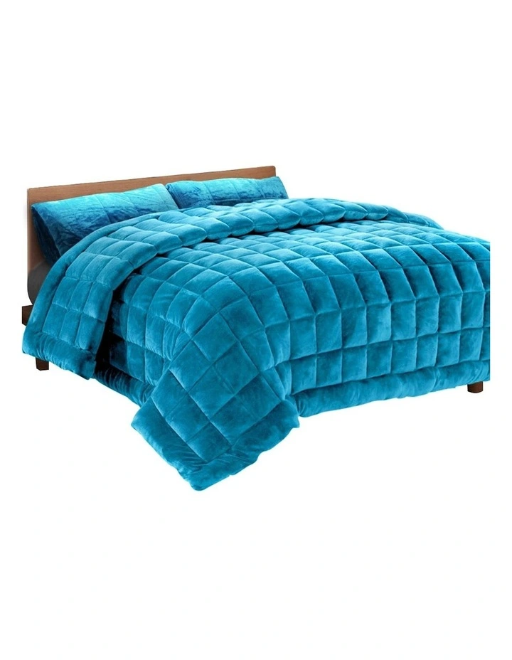 Super King Faux Mink Quilt In Teal 3 Super King Faux Mink Quilt In Teal
