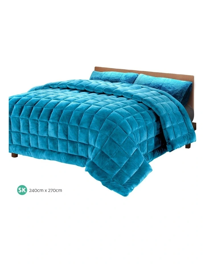 Super King Faux Mink Quilt In Teal 5 Super King Faux Mink Quilt In Teal - Image 3