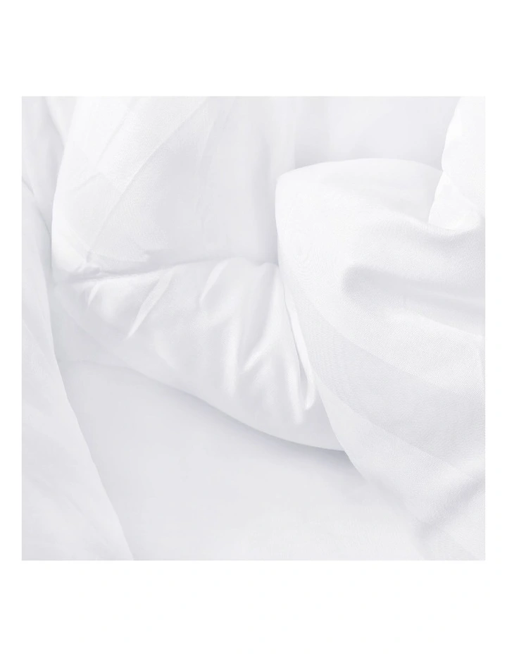 Duck Down Feather Quilt 500GSM Comforter Doona Queen In White 4 Duck Down Feather Quilt 500GSM Comforter Doona Queen In White - Image 2